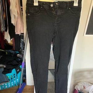 Black skinny jeans